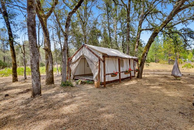 18088 Gray Oak Ct, Rough And Ready, CA 95975