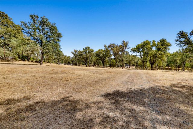 18088 Gray Oak Ct, Rough And Ready, CA 95975