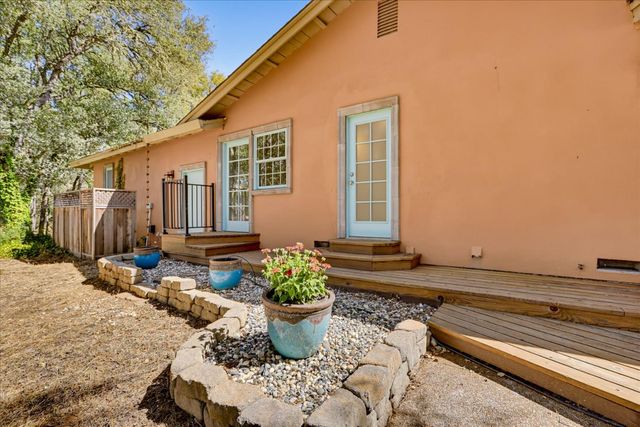 18088 Gray Oak Ct, Rough And Ready, CA 95975