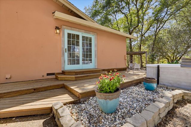 18088 Gray Oak Ct, Rough And Ready, CA 95975