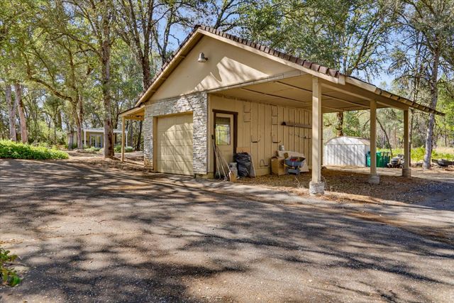 18088 Gray Oak Ct, Rough And Ready, CA 95975