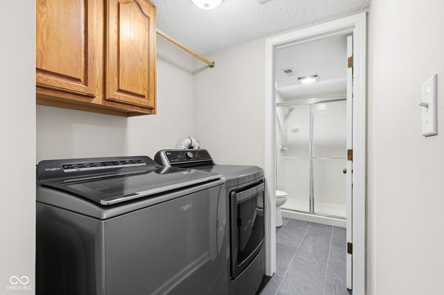 1849 Crystal Bay East Drive, Plainfield, IN 46168