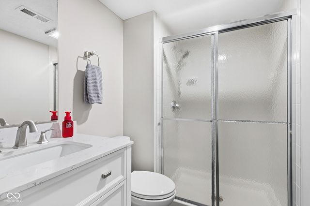 1849 Crystal Bay East Drive, Plainfield, IN 46168