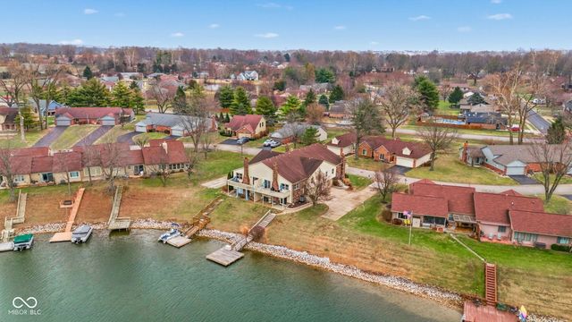 1849 Crystal Bay East Drive, Plainfield, IN 46168