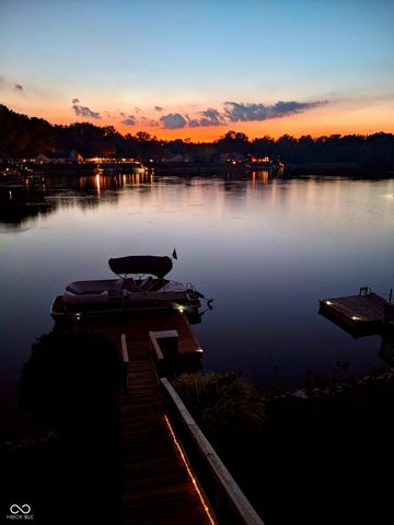 1849 Crystal Bay East Drive, Plainfield, IN 46168