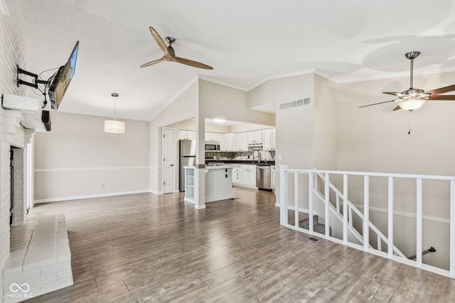 1849 Crystal Bay East Drive, Plainfield, IN 46168