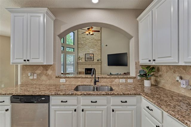 40519 Manor Drive, Magnolia, TX 77354