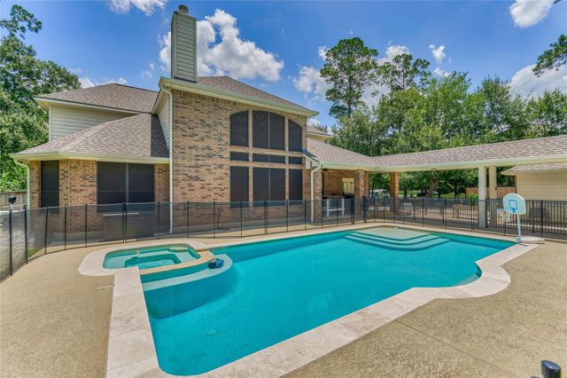 40519 Manor Drive, Magnolia, TX 77354