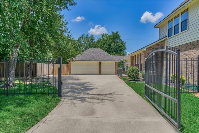 40519 Manor Drive, Magnolia, TX 77354