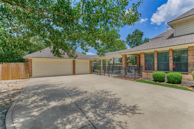 40519 Manor Drive, Magnolia, TX 77354