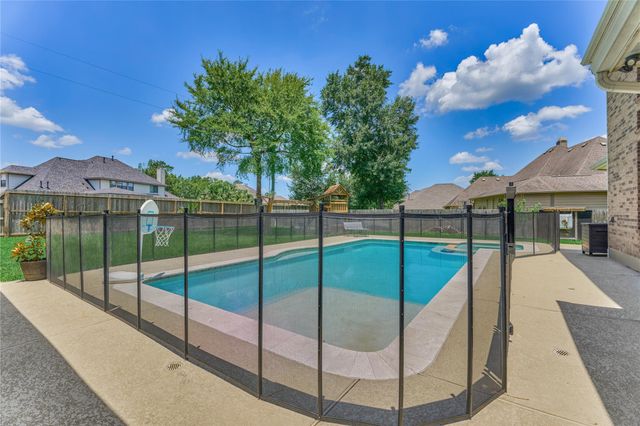 40519 Manor Drive, Magnolia, TX 77354