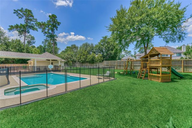 40519 Manor Drive, Magnolia, TX 77354