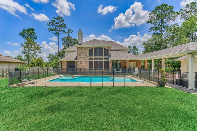 40519 Manor Drive, Magnolia, TX 77354