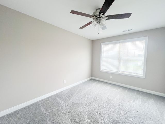 1066 Whitney Dr, Clarksville, TN 37042