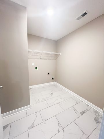 1066 Whitney Dr, Clarksville, TN 37042