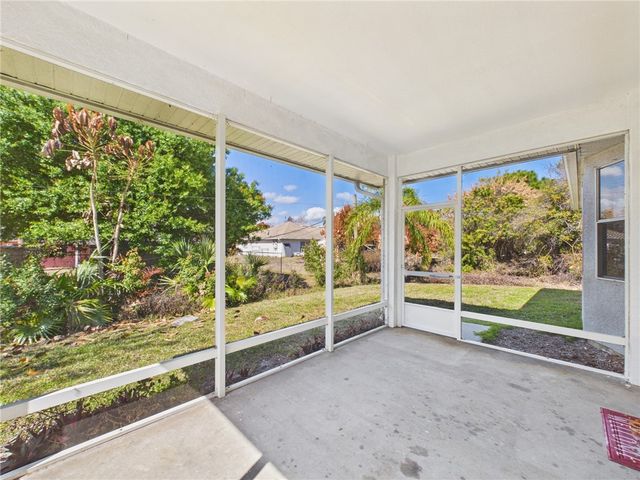 462 Lloyd Street, Sebastian, FL 32958