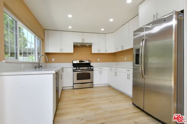 16511 Halsey Street, Granada Hills (los Angeles), CA 91344