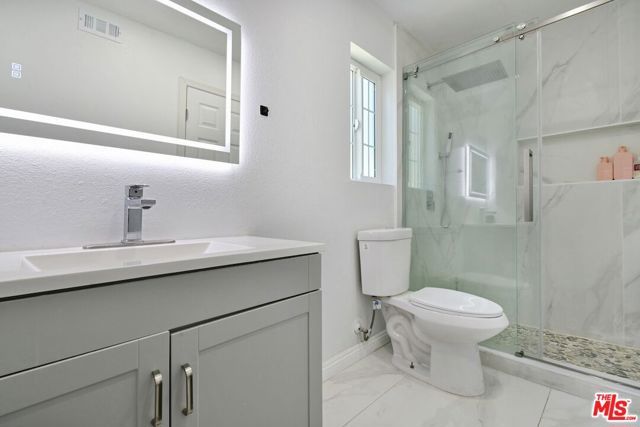 16511 Halsey Street, Granada Hills (los Angeles), CA 91344