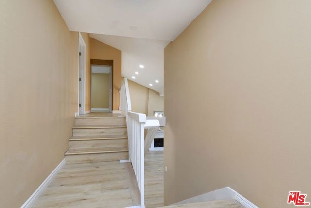 16511 Halsey Street, Granada Hills (los Angeles), CA 91344