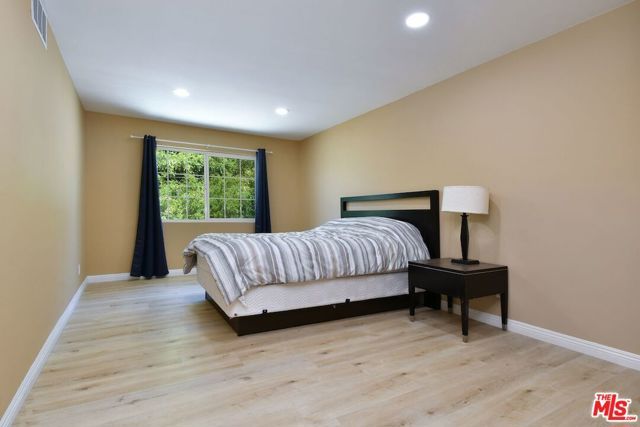 16511 Halsey Street, Granada Hills (los Angeles), CA 91344