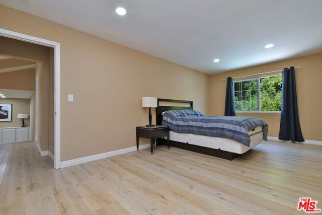16511 Halsey Street, Granada Hills (los Angeles), CA 91344