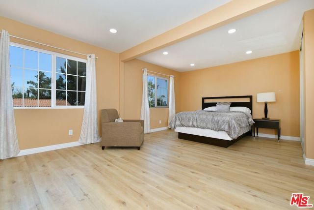 16511 Halsey Street, Granada Hills (los Angeles), CA 91344