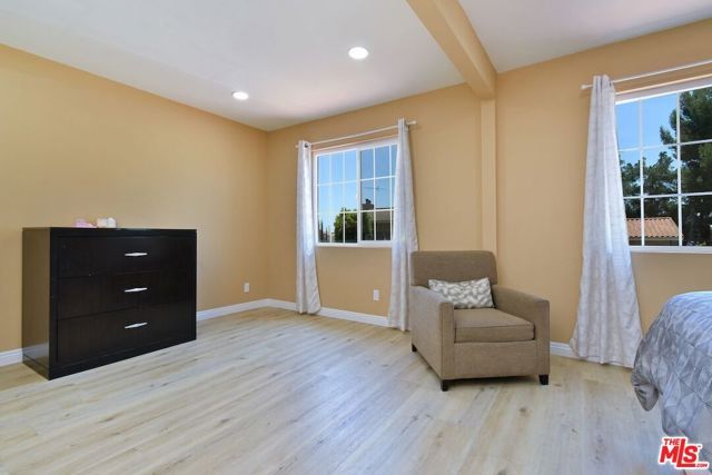 16511 Halsey Street, Granada Hills (los Angeles), CA 91344