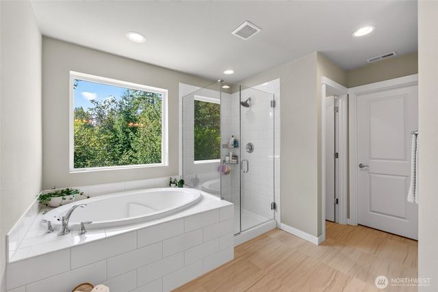 13118 180th Avenue E, Bonney Lake, WA 98391