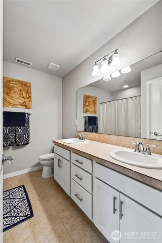 13118 180th Avenue E, Bonney Lake, WA 98391