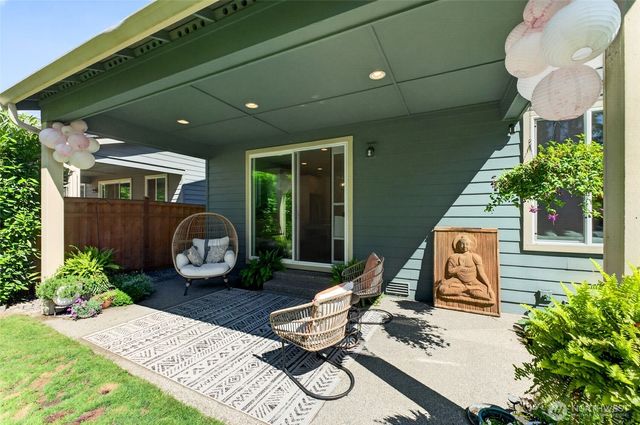 13118 180th Avenue E, Bonney Lake, WA 98391
