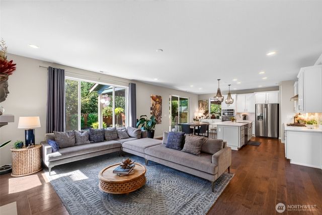 13118 180th Avenue E, Bonney Lake, WA 98391
