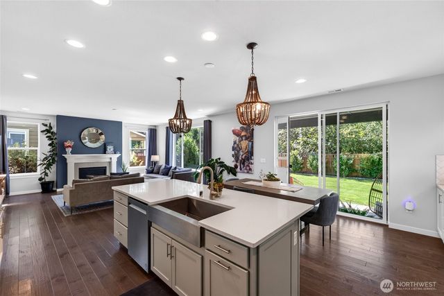 13118 180th Avenue E, Bonney Lake, WA 98391