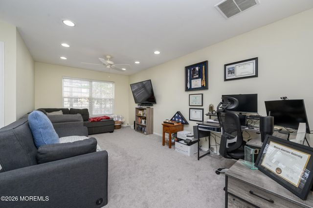 703 Carnaby Lane 741, Toms River, NJ 08753