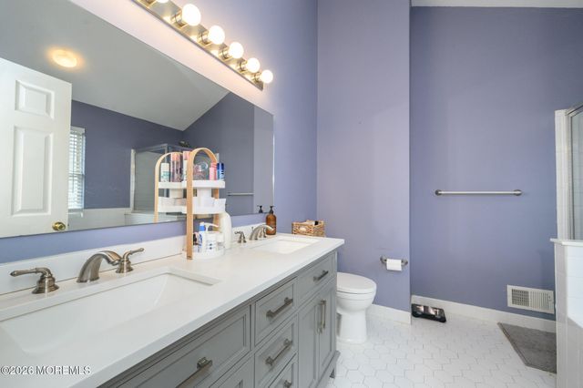 703 Carnaby Lane 741, Toms River, NJ 08753