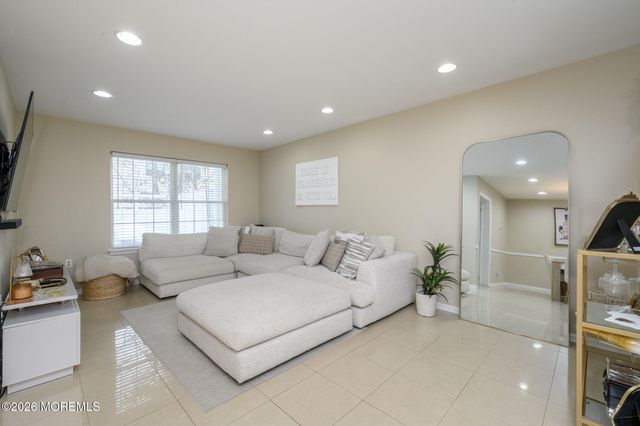 703 Carnaby Lane 741, Toms River, NJ 08753