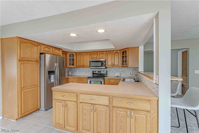 16461 S Red Rock Drive, Strongsville, OH 44136