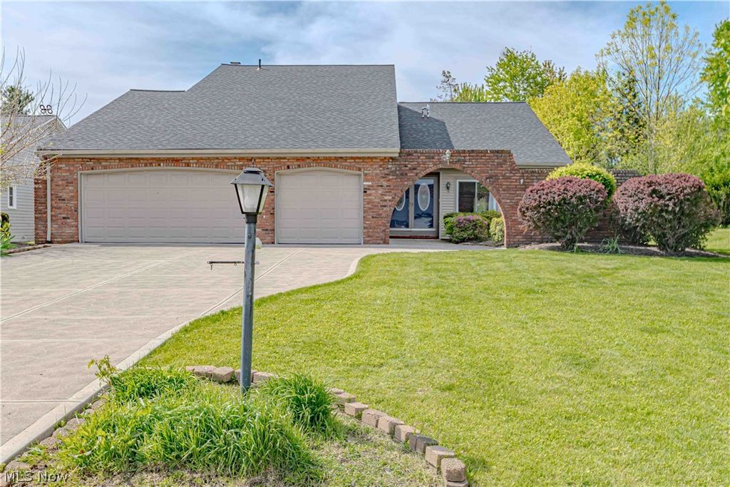 16461 S Red Rock Drive, Strongsville, OH 44136
