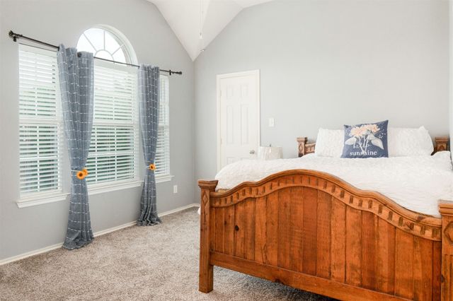 5448 Lori Valley Lane, Fort Worth, TX 76244