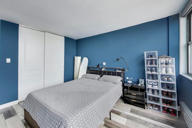 5740 N Sheridan Road 12E, Chicago, IL 60660