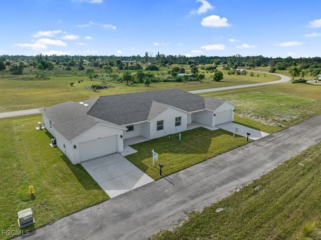 630 Falls LN, Lehigh Acres, FL 33974
