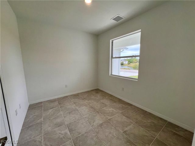 630 Falls LN, Lehigh Acres, FL 33974