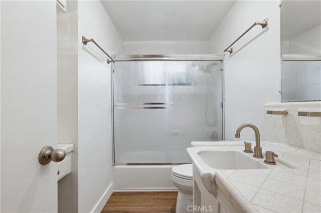 3700 S Bentley, Los Angeles, CA 90034