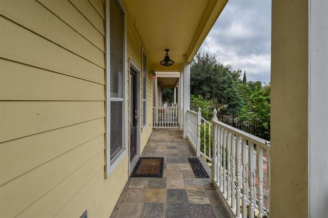 815 Garden Rose Lane, Houston, TX 77018