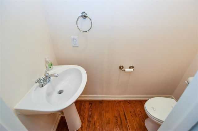 815 Garden Rose Lane, Houston, TX 77018