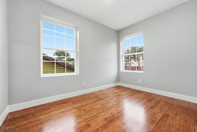 39 Grand Ave, Newark City, NJ 07106