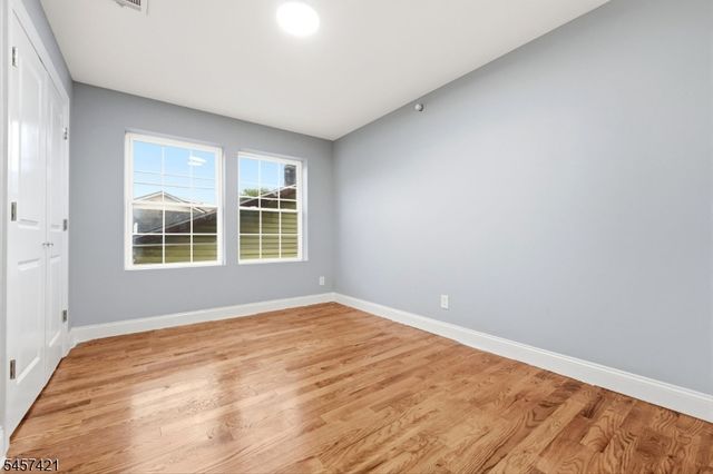 39 Grand Ave, Newark City, NJ 07106