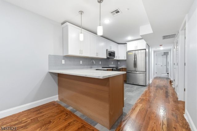 39 Grand Ave, Newark City, NJ 07106