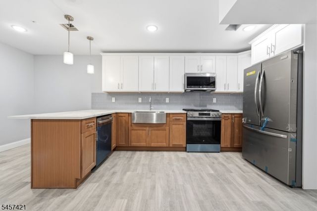 39 Grand Ave, Newark City, NJ 07106