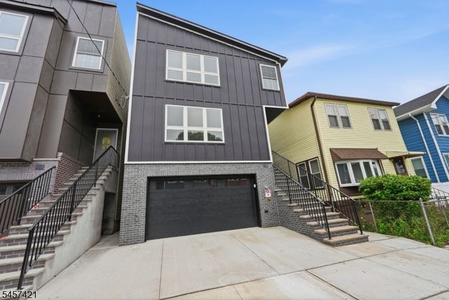 39 Grand Ave, Newark City, NJ 07106