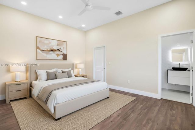 12061 NW 26th St, Plantation, FL 33323